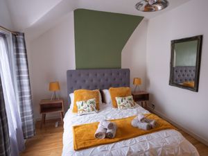 Photo 14- click for photo gallery